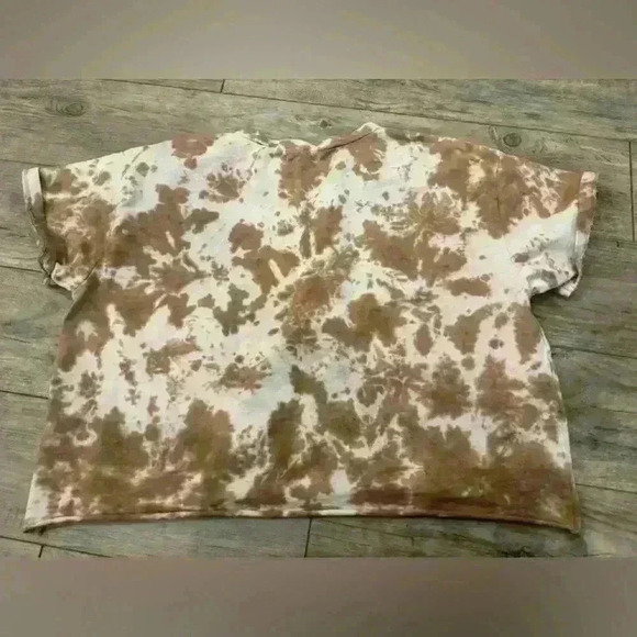 Guilded intent zip crop top size medium - Picture 3 of 4